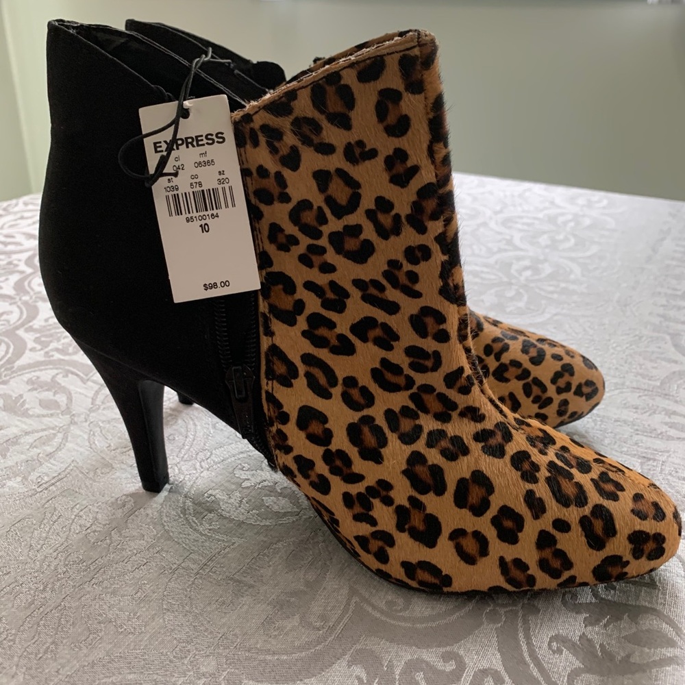 NWT Leopard Ankle Booties